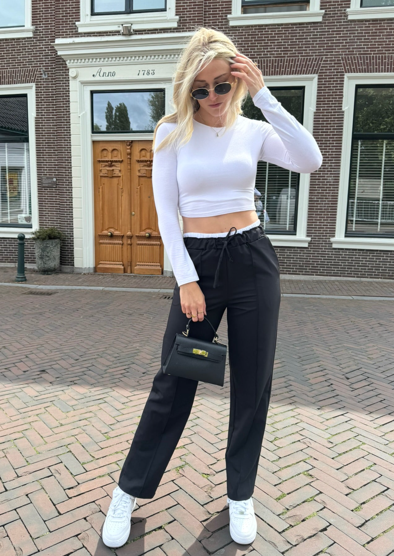 PANTALON MET WITTE RAND - ZWART