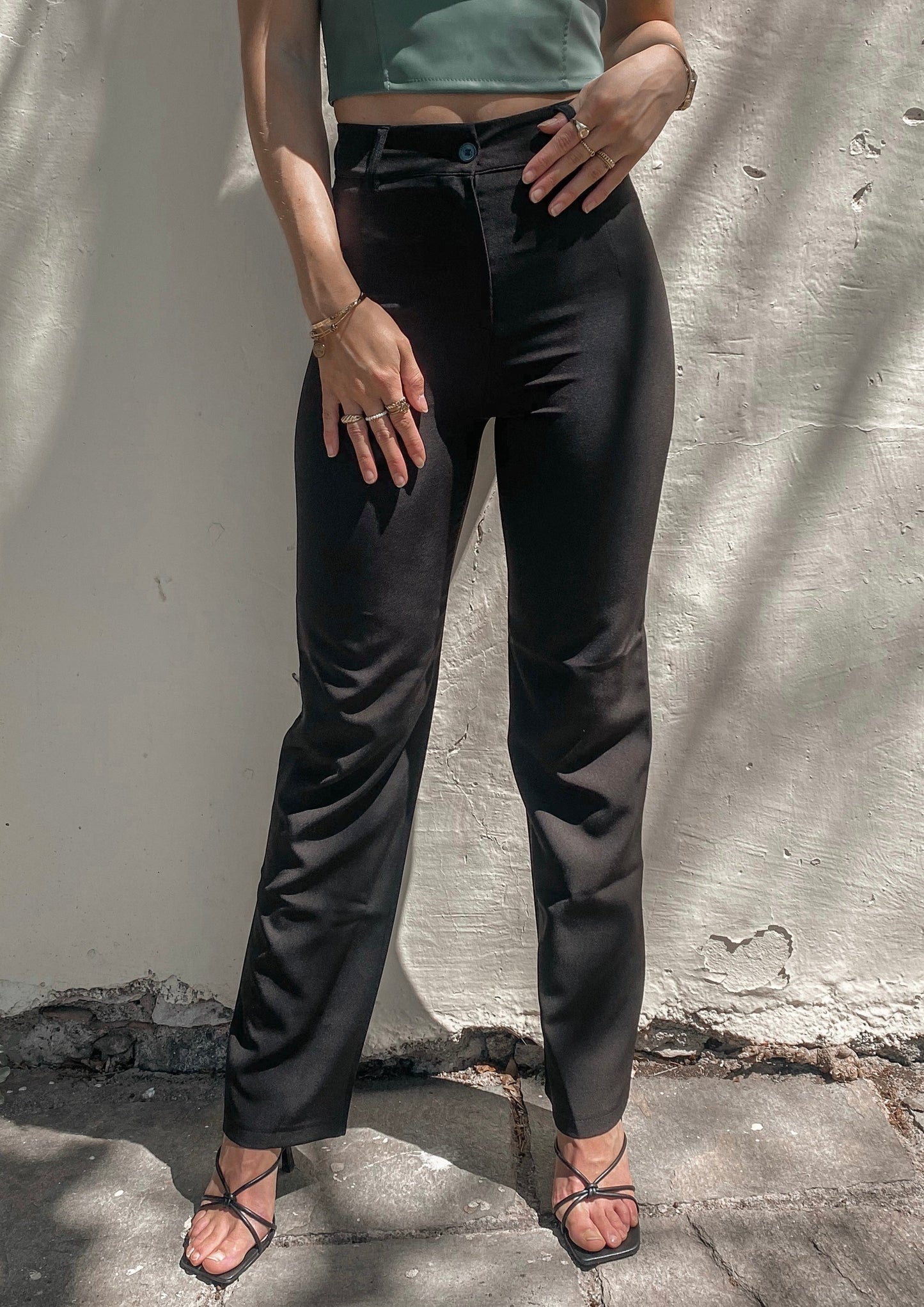 STRAIGHT LEG PANTS - ZWART