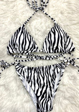 Afbeelding in Gallery-weergave laden, ZEBRA BIKINI
