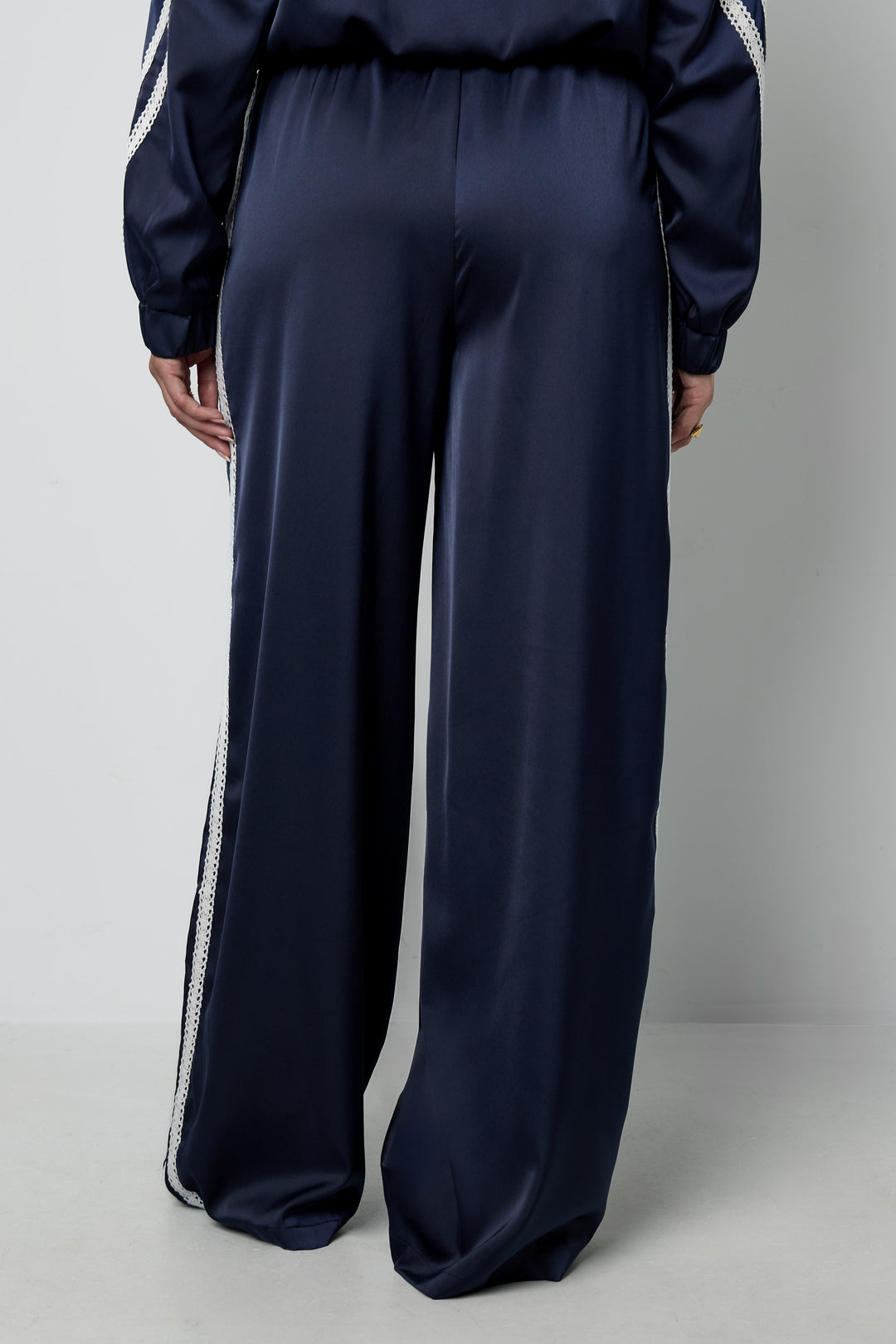 TOUCH OF SILK SATIJNEN BROEK 2.0