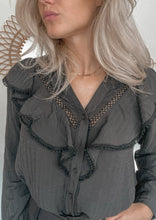 Afbeelding in Gallery-weergave laden, SENN BLOUSE - ZWART
