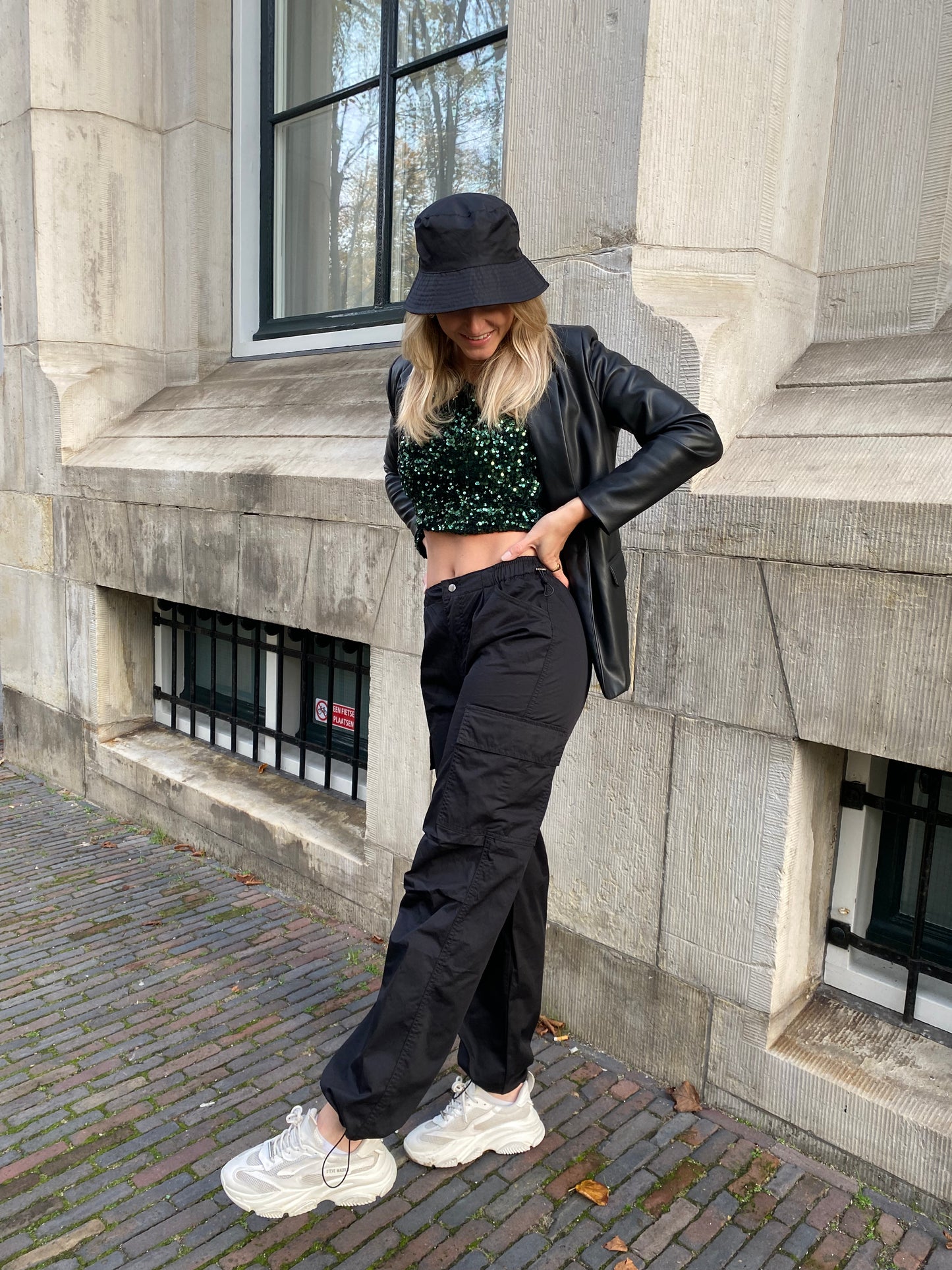 PARACHUTE PANTS - BLACK