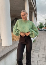Afbeelding in Gallery-weergave laden, ‘STAY WITH ME’ KNIT - GREEN
