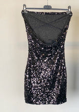 Afbeelding in Gallery-weergave laden, READY TO PARTY’ SPARKLE DRESS - BLACK

