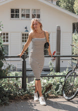Afbeelding in Gallery-weergave laden, ‘ENDLESS SUMMER’ DRESS
